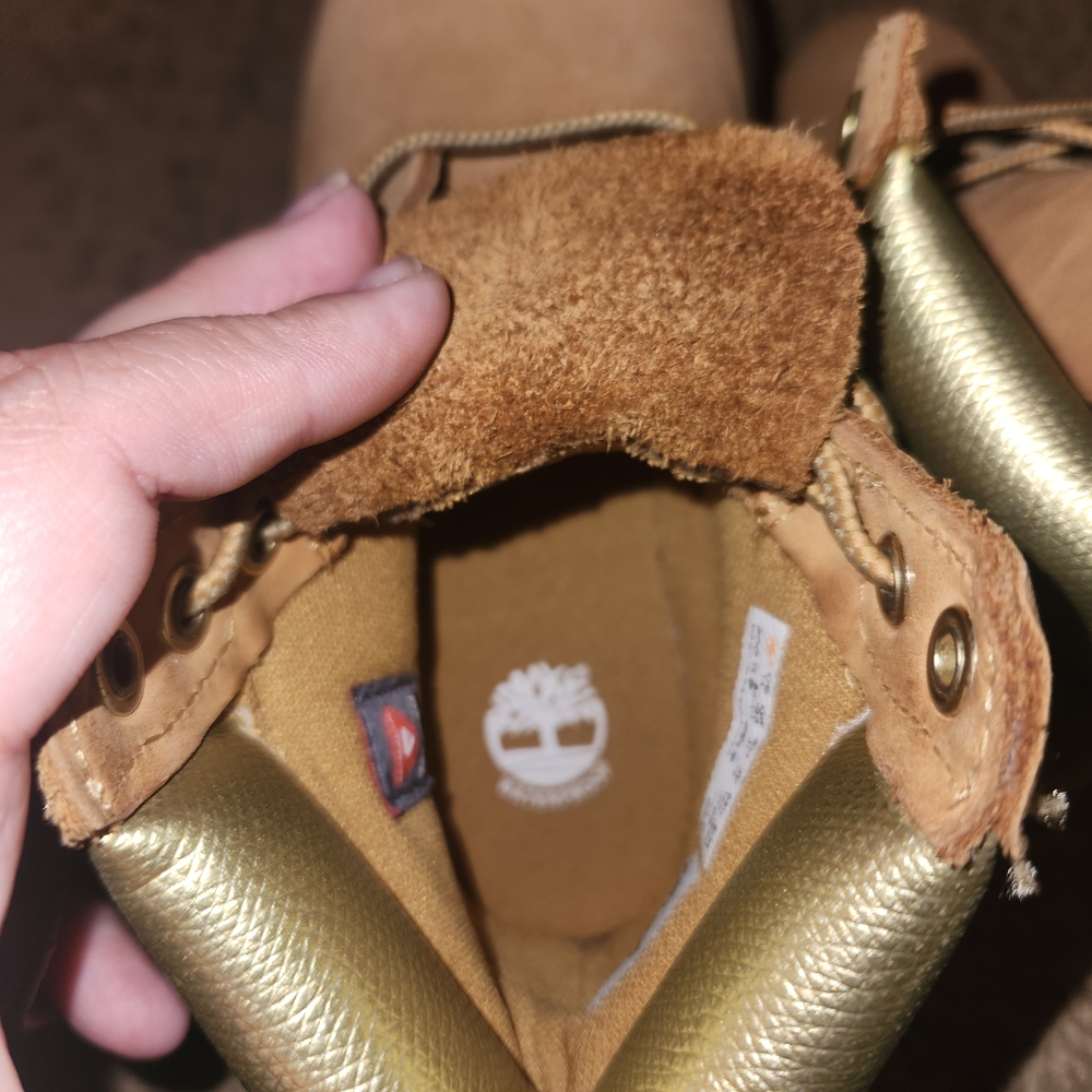 Timberland Tan Kids Boots with Gold Accents - Picture 4 of 9